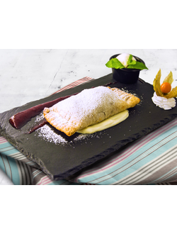 Штрудель вишневый