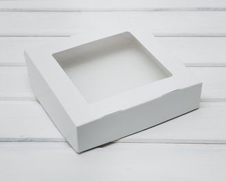 Коробка на 4 печенья с окном, 15*15*3 см, Белая