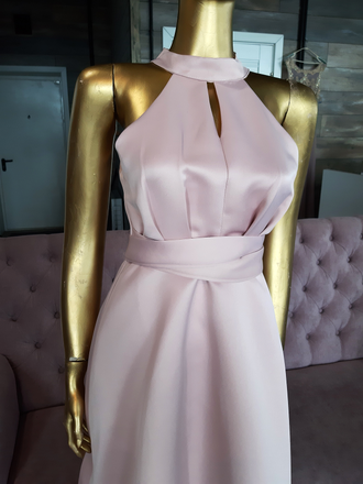 Светло-розовое коктейльное платье с американской проймой прокат уфа