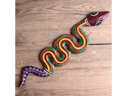 Модель № W155: панно &quot;Змея&quot; из дерева албезии (цвета - в ассортименте)