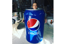 Банка Pepsi из пластика