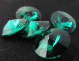 Риволи 14 мм без оправы Emerald стекло (Китай)