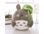 Мягкая игрушка "Тоторо с листом" 20 см.