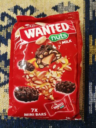 Батончик Wanted Nuts milk, 140 гр., Eti, Турция