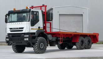 Трехосное шасси “IVECO Trakker” грузоподъёмностью 22,8 тонны