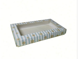 Коробка на 5 печений с окном (25*15*3 см), снежинки с голубой полоской
