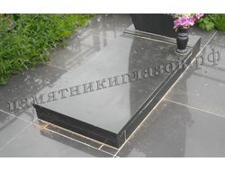 Надгробная плита черный гранит 1080х600х30 мм
