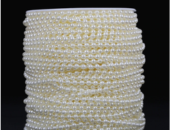 Бусины кремовые на нитке, диаметр 4 мм, длина 1 метр