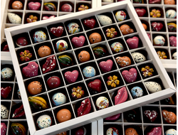 Корпусные конфеты ручной работы Бельгийский шоколад 42 конфеты Арт 8.324