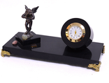 Часы &quot; Ангел &quot; из бронзы на подставке из долерита, 14 х 6 х 7 см