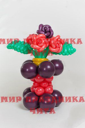 Букет роз на колонне Букет роз на колонне