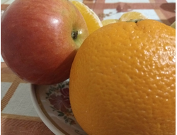 Свежевыжатый сок из спелых апельсинов и яблок | ферма СытникЪ