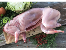 Мясо кролика (тушка ~ 2 кг, цена за кг 730 рублей)