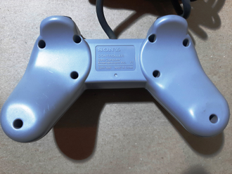 №017 Оригинальный SONY Контроллер для PlayStation 1