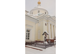 Усадьба Ленинские горки - монастырь святой Екатерины