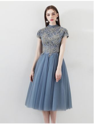 Голубое коктейльное платье миди с коротким рукавом "Руж" прокат Уфа