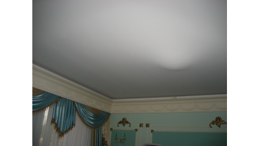 Фото залива потолков 