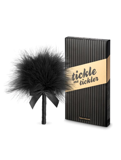 Пуховка для эротических игр Tickle Me Tickler Производитель: Bijoux Indiscrets, Испания