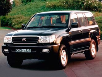 Лобовое стекло Toyota Land Cruiser 100