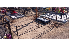 ограды /столы /скамейки / кресты монтаж