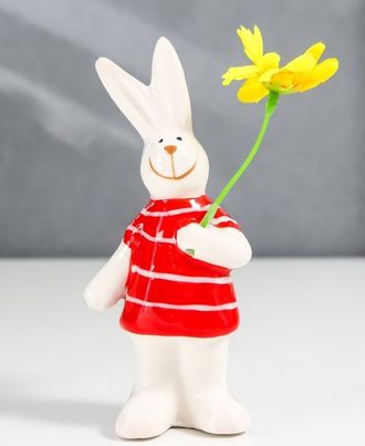 Сувенир керамика &quot;Заяц в красной футболке с цветком&quot; 15 см   фарфор
