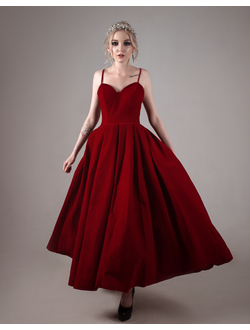 Красное коктейльное бархатное платье миди на бретелях "Вивьен" прокат Уфа