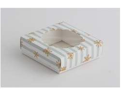 Коробка для трюфелей с окном, 7*7*2,7 см, Снежинки с голубой полоской