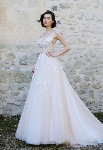 Белое свадебное платье без бретелей Lilian Ange Etoiles прокат Уфа