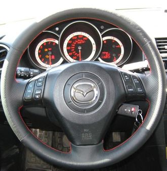 Кожаная накладка на руль Mazda 3-I(BK)(2003-2009), Mazda 6-I(GG,GY)(2002-2007), Mazda 2-I(DY)(2003-2007), Mazda 5-I(CR)(2007-2010), Mazda Premacy II(CR)(2005-2010), Mazda RX-8-I (2003-2009), черная