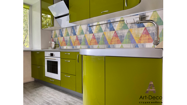 Кухонный гарнитур с фасадами из пластика