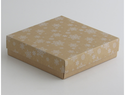 Коробка подарочная БЕЗ ОКНА 20*20* высота 5 см, Крафт Снежинки