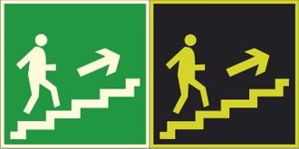 Фотолюминесцентный знак E15 «Направление к эвакуационному выходу по лестнице вверх»