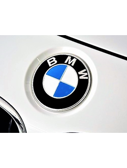 Эмблемы на капот BMW