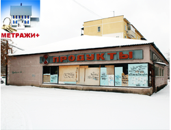 Здание магазина в Камышлове, ул. Жукова, 55а