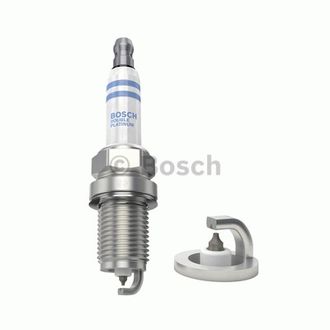 Свечи зажигания Platina Plus BOSCH (AUDI A3/A4/A5/A6/Q5/R8/TT 1.8TFSI/2.0TFSI/3.0TFSI/4.2TFSI/5.2TFSI 04->, SKODA Octavia/Superb/Yeti 1.8TSI/2.0RS 05->, VW EOS/Golf/Jetta/Passat/Scirocco/Tiguan 1.8TSI/2.0TFSI/2.0TSI 04->)