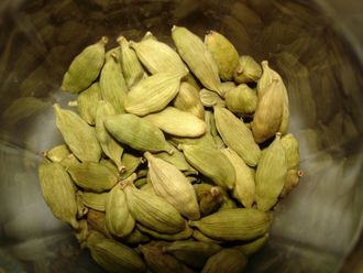 CARDAMOM GREEN PODS SFE FIRMENICH 920370