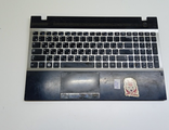 Верхняя часть топкейса для ноутбука Samsung NP305V5A + клавиатура