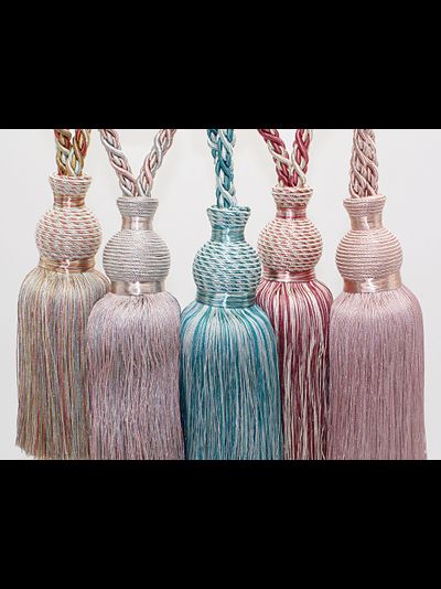 Золоченая декоративная кисть для портьер с лентами, много цветов в наличии на складе. Доставка