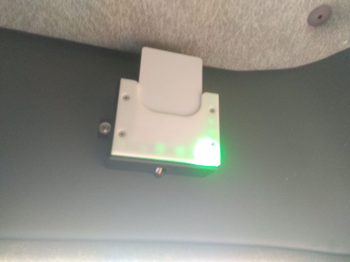 считыватель RFID карт подключенный к ГЛОНАСС трекеру в кабине комбайна