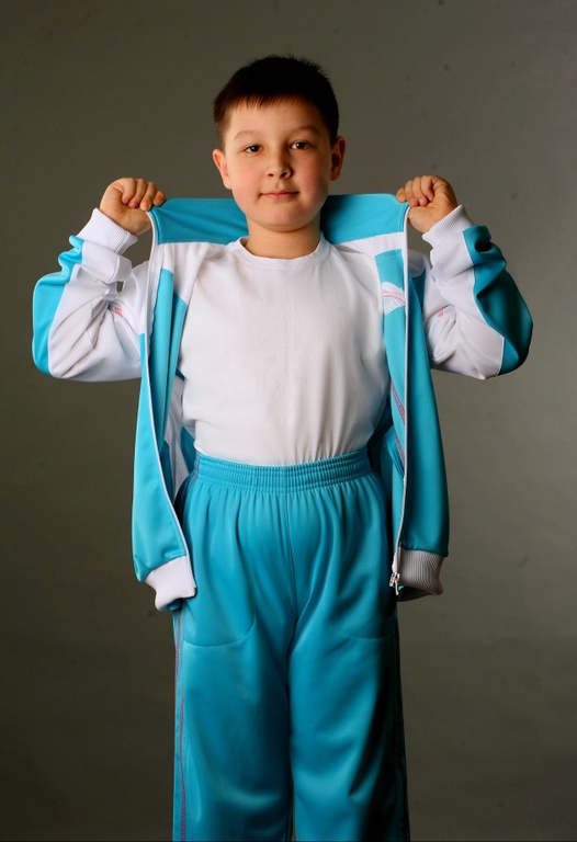 Спортивный костюм детский эластик