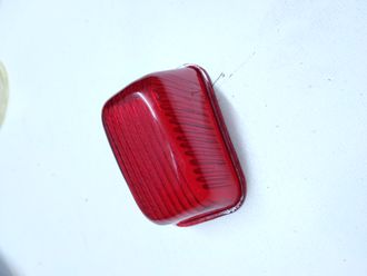 Стекло фонаря коляски паннония(старого типа) красное