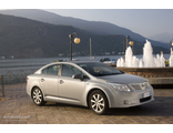 Toyota Avensis (2009+)