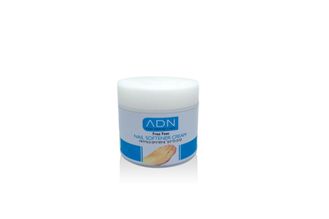 NAIL SOFTENING CREAM -  Крем-размягчитель для ногтевой пластины и кожи стоп 100 мл