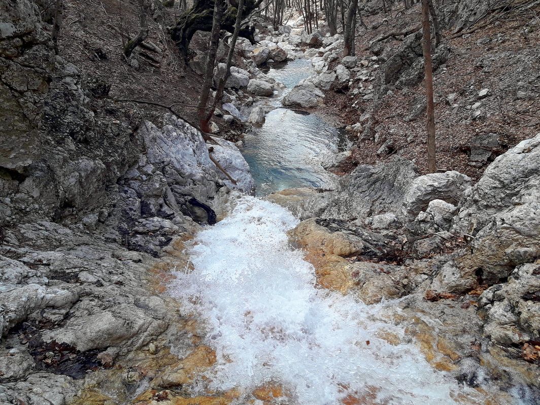 Водопады Бойка весной