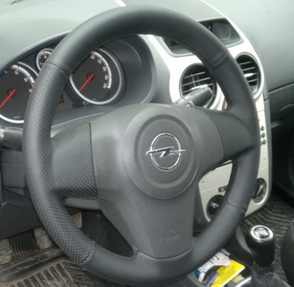 Кожаная накладка на руль Opel Corsa D (S07) (2006-2014)