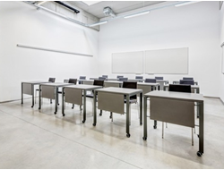 Комплекты мебели и светильников для конференц-залов