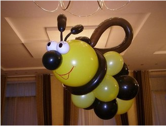 Пчелка из воздушных шаров (фш), не летает, с воздухом.