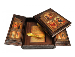 Библия (в коробе иконостас-складень с деревянными вставками)
