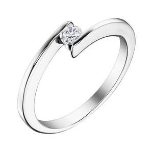 Разомкнутое кольцо с бриллиантом