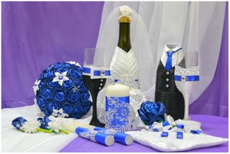 Комплект свадебных аксессуаров в бело-синей гамме